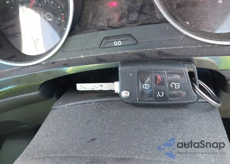 2018 Volkswagen Tiguan 2.0T S z USA, uszkodzony, nr VIN 3VV1B7AX0JM064977